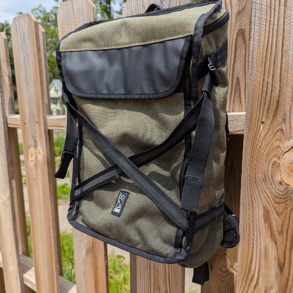 Chrome Industries Echo Bravo  backpack